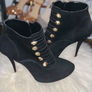 Vince Camuto booties